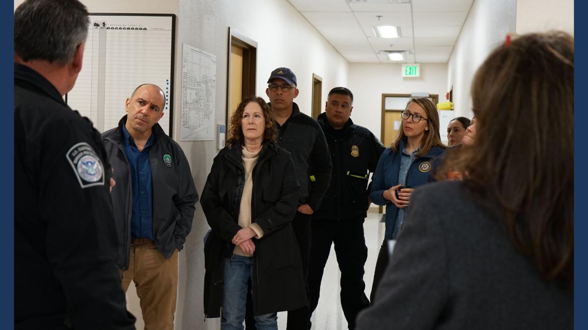 Rep. Scholten with group at the border